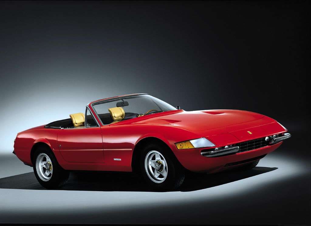 Ferrari 365 GTS4 Daytona.jpg